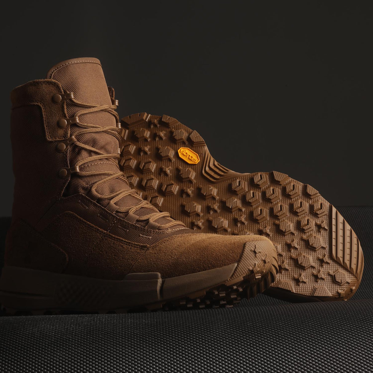 MEN'S CHARGED LOADOUT BOOTS